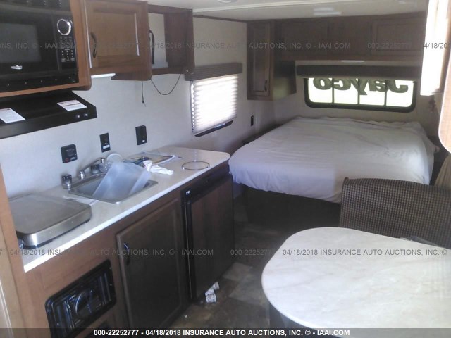 1UJBJ0AJ5F17A0611 - 2015 JAYCO JAY FLIGHT  WHITE photo 7