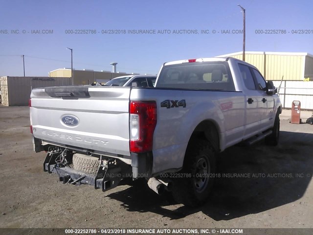 1FT7W2BT0HEC66682 - 2017 FORD F250 SUPER DUTY GRAY photo 4