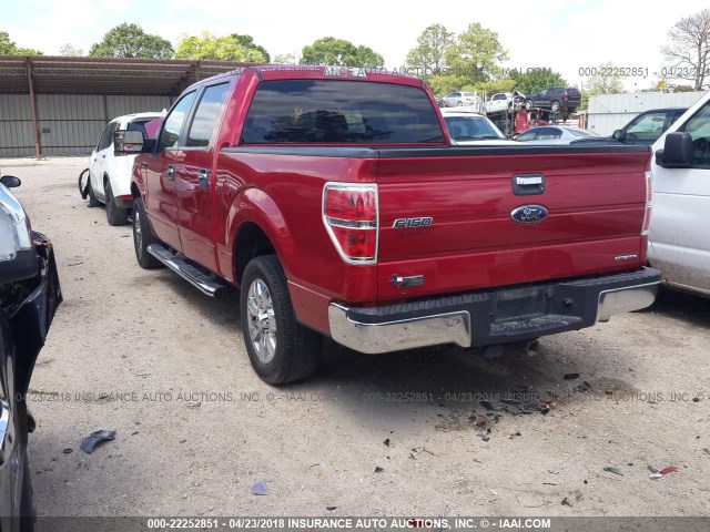 1FTFW1CF1BKD10535 - 2011 FORD F150 SUPERCREW RED photo 3