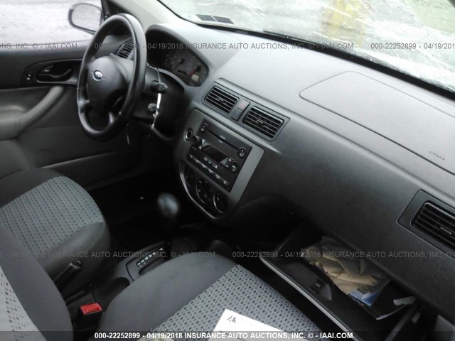 1FAHP34N07W108072 - 2007 FORD FOCUS ZX4/S/SE/SES 银色 照片 5