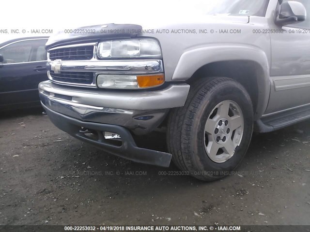 1GNEK13T75J214178 - 2005 CHEVROLET TAHOE K1500 SILVER photo 6