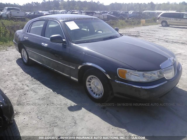 1LNFM81W3WY728188 - 1998 LINCOLN TOWN CAR EXECUTIVE GRAY photo 1