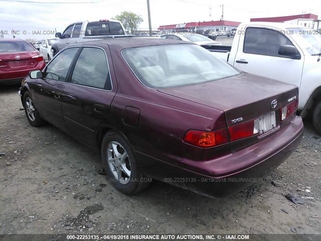 4T1BG22K71U827756 - 2001 TOYOTA CAMRY CE/LE/XLE RED photo 3