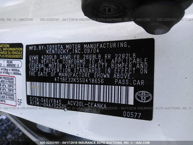 4T1BE32K55U418656 - 2005 TOYOTA CAMRY LE/XLE/SE WHITE photo 9
