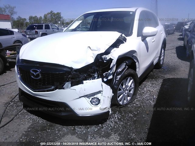 JM3KE2CE0D0136106 - 2013 MAZDA CX-5 TOURING WHITE photo 6