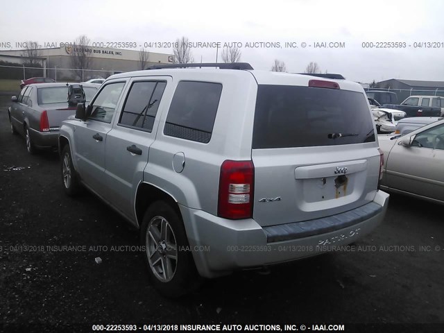 1J8FF28W17D356692 - 2007 JEEP PATRIOT SPORT SILVER photo 3