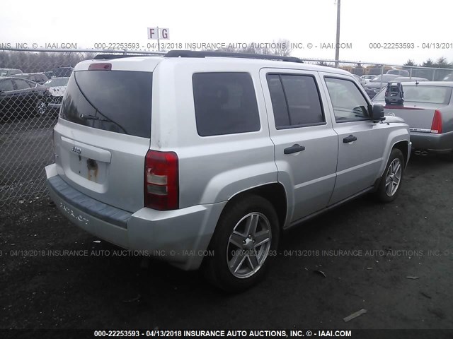 1J8FF28W17D356692 - 2007 JEEP PATRIOT SPORT SILVER photo 4