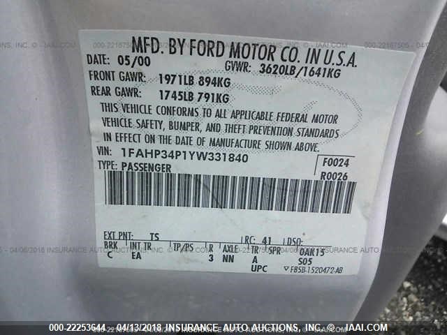 1FAHP34P1YW331840 - 2000 FORD FOCUS SE/SE COMFORT SILVER photo 9