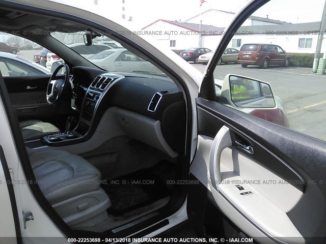 1GKER23D99J118095 - 2009 GMC ACADIA SLT-1 Biały zdjęcie 5