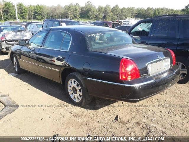 2LNBL8EV7AX620541 - 2010 LINCOLN TOWN CAR EXECUTIVE L BLACK photo 3