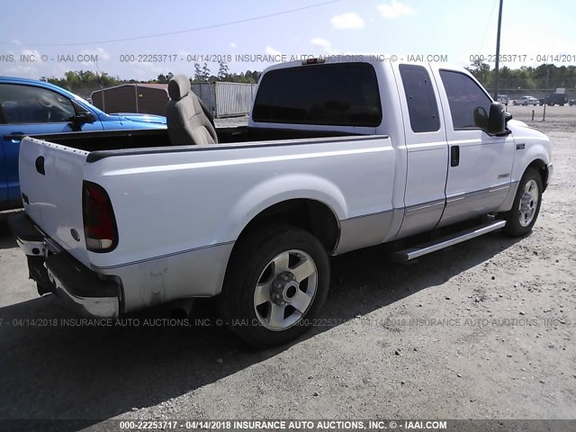 1FTNX20P43EC52450 - 2003 FORD F250 SUPER DUTY WHITE photo 4