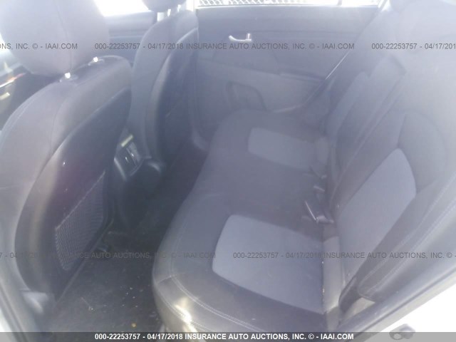 KNDPBCAC1F7759274 - 2015 KIA SPORTAGE LX SILVER photo 8