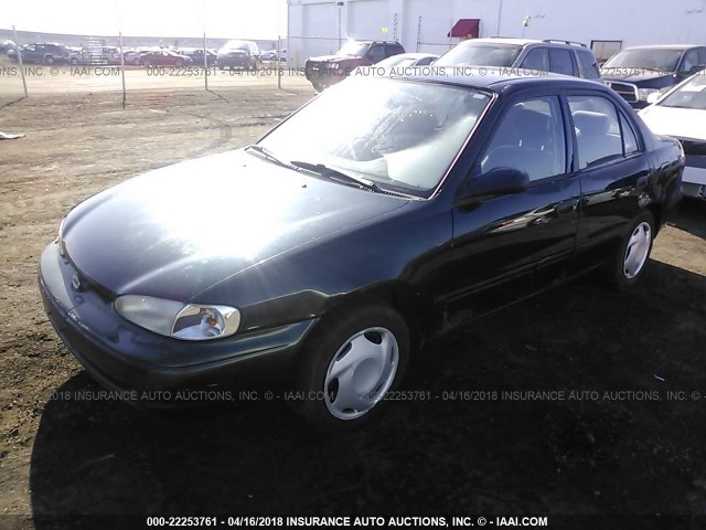 1Y1SK5282WZ423102 - 1998 CHEVROLET GEO PRIZM LSI GREEN photo 2