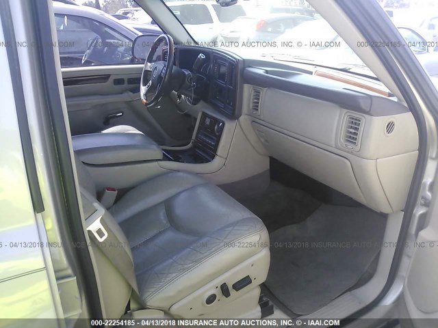 1GYEK63N84R150475 - 2004 CADILLAC ESCALADE LUXURY Champagne photo 5