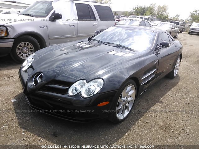 WDDAJ76F46M000970 - 2006 MERCEDES-BENZ SLR  BLACK photo 2