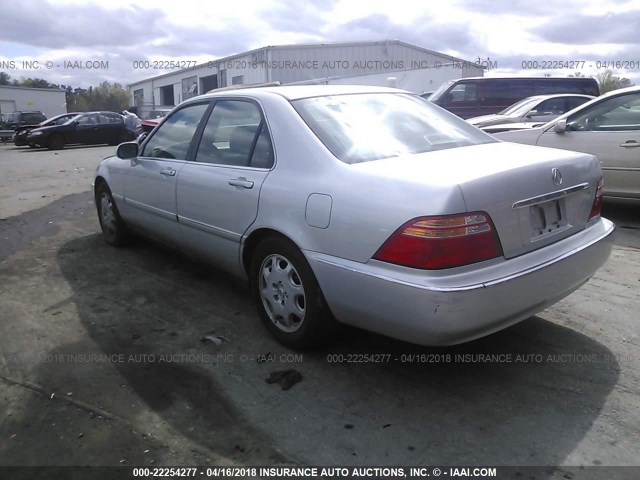 JH4KA9652YC009420 - 2000 ACURA 3.5RL SILVER photo 3