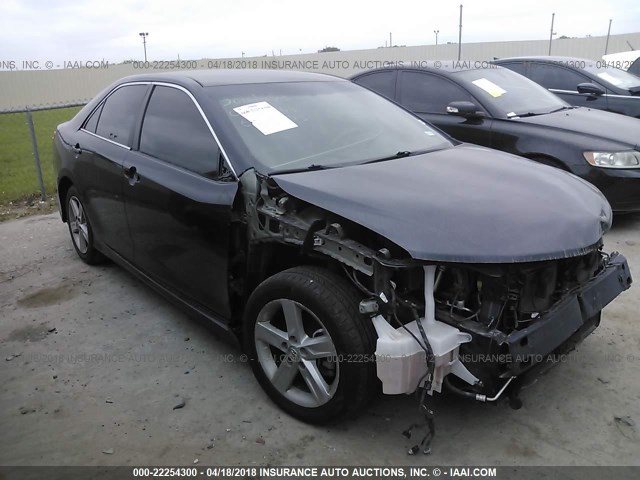 4T1BF1FKXEU444679 - 2014 TOYOTA CAMRY L/SE/LE/XLE 黑色 照片 1