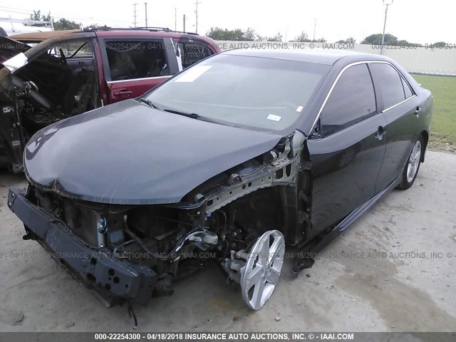 4T1BF1FKXEU444679 - 2014 TOYOTA CAMRY L/SE/LE/XLE 黑色 照片 2