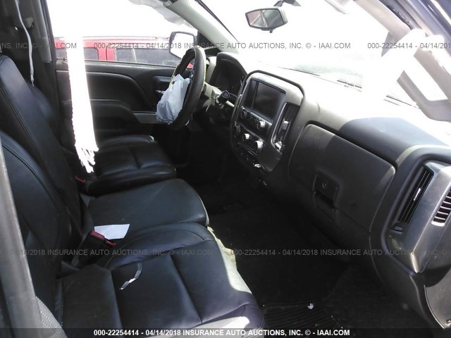 1GCVKRECXFZ218295 - 2015 CHEVROLET SILVERADO K1500 LT GRAY photo 5