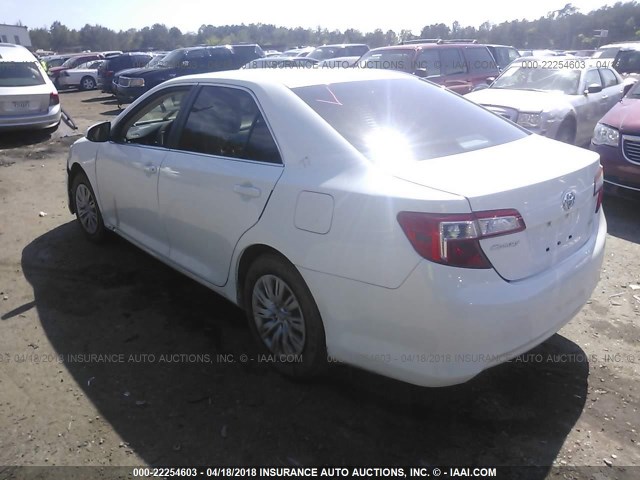 4T1BF1FK8DU254166 - 2013 TOYOTA CAMRY L/SE/LE/XLE 白色 照片 3