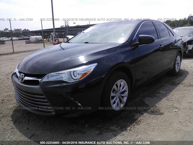 4T4BF1FK0GR574222 - 2016 TOYOTA CAMRY LE/XLE/SE/XSE 黑色 照片 2