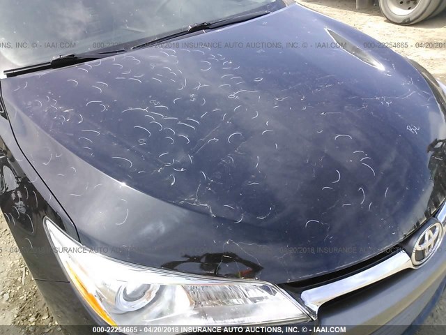 4T4BF1FK0GR574222 - 2016 TOYOTA CAMRY LE/XLE/SE/XSE 黑色 照片 6