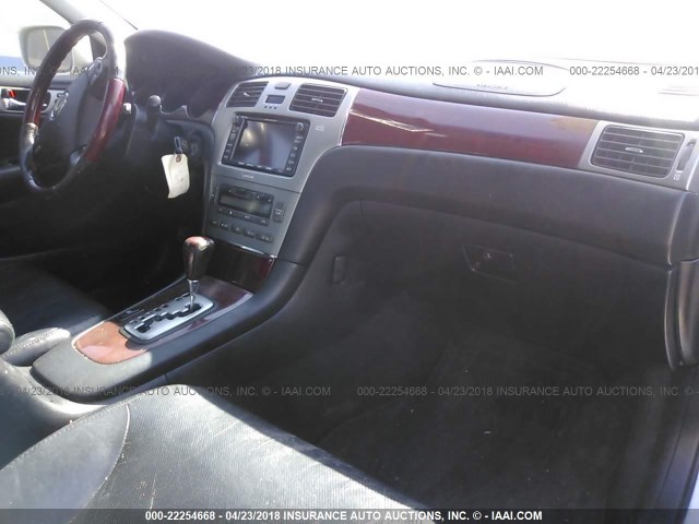 JTHBA30G355080343 - 2005 LEXUS ES 330 SILVER photo 5