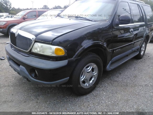 5LMPU28L7XLJ02524 - 1999 LINCOLN NAVIGATOR 黑色 照片 2