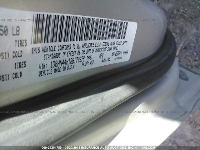 1D8HN44H18B170378 - 2008 DODGE GRAND CARAVAN SE SILVER photo 9