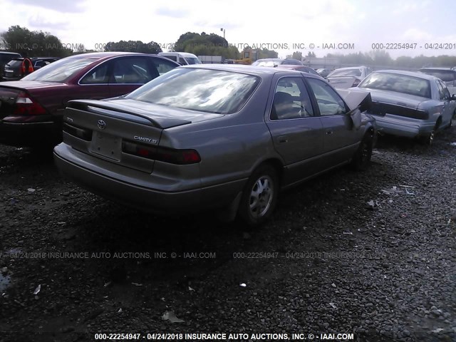4T1BG22K5XU591164 - 1999 TOYOTA CAMRY CE/LE/XLE 香槟色 照片 4