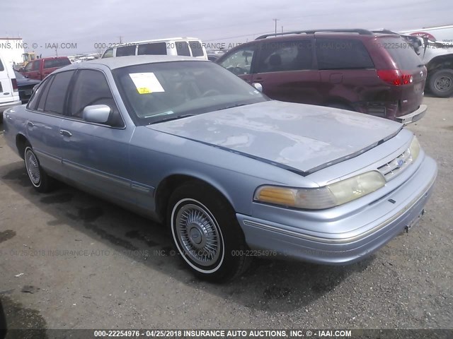 2FALP73W7VX195921 - 1997 FORD CROWN VICTORIA  BLUE photo 1