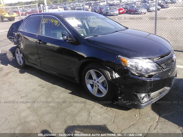 4T1BF1FK1EU423770 - 2014 TOYOTA CAMRY L/SE/LE/XLE 黑色 照片 1