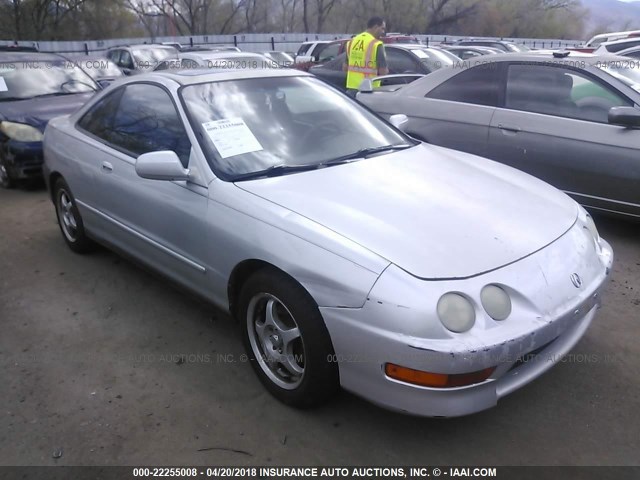 JH4DC4455YS002167 - 2000 ACURA INTEGRA LS SILVER photo 1