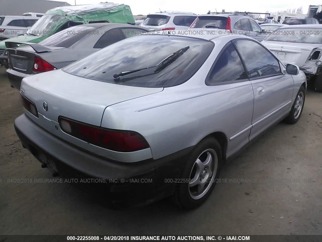 JH4DC4455YS002167 - 2000 ACURA INTEGRA LS SILVER photo 4