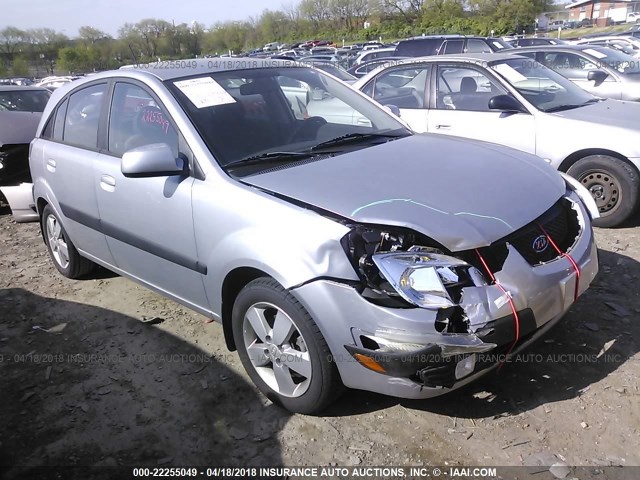 KNADE243396544633 - 2009 KIA RIO 5 SX SILVER photo 1