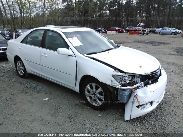 4T1BF30K65U614072 - 2005 TOYOTA CAMRY LE/XLE/SE WHITE photo 1