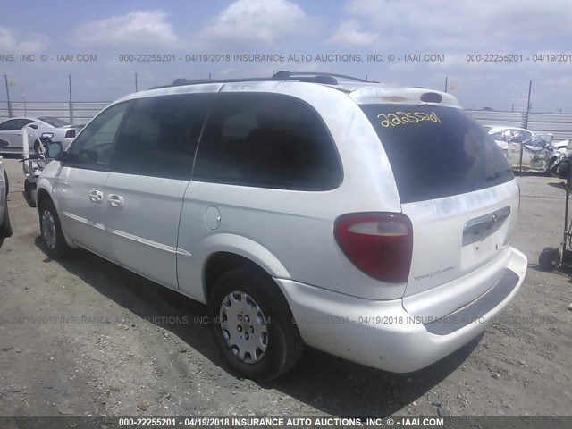 2C4GP44322R635042 - 2002 CHRYSLER TOWN & COUNTRY LX WHITE photo 3