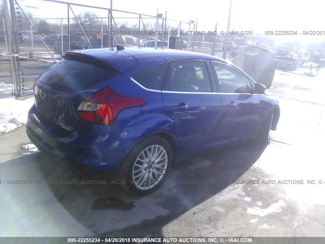 1FADP3N20EL448811 - 2014 FORD FOCUS TITANIUM BLUE photo 4