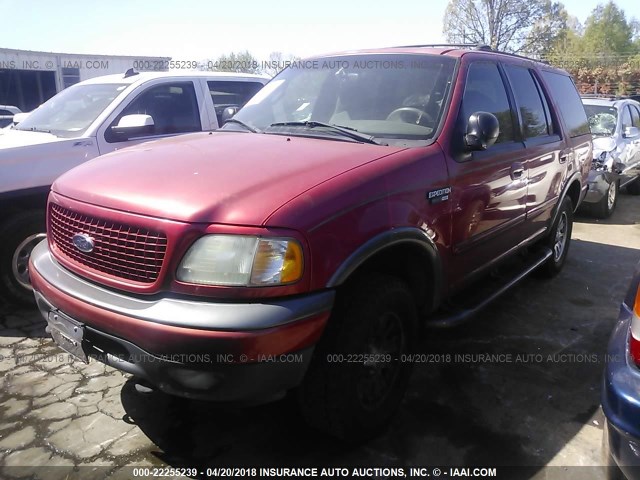 1FMRU1667YLB72545 - 2000 FORD EXPEDITION XLT RED photo 2