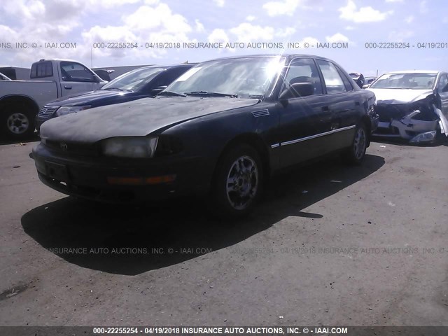 4T1VK13E6NU034758 - 1992 TOYOTA CAMRY XLE BLACK photo 2