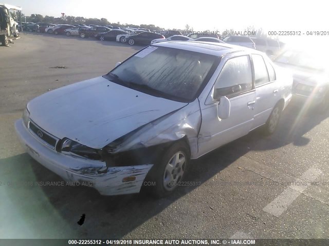 JNKCP01D6ST515580 - 1995 INFINITI G20 WHITE photo 2