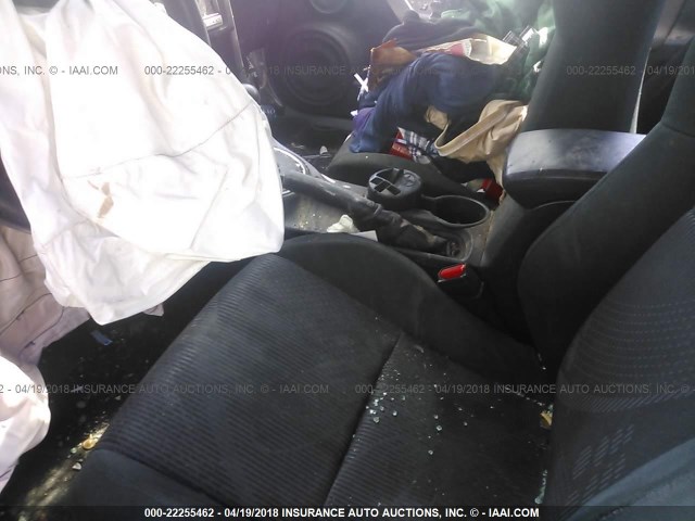 JTKJF5C75B3018349 - 2011 TOYOTA SCION TC 银色 照片 5