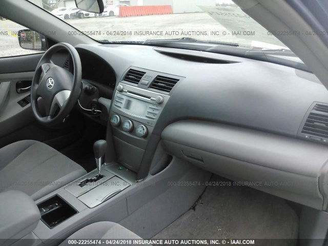 4T4BE46K88R021193 - 2008 TOYOTA CAMRY CE/LE/XLE/SE BLACK photo 5