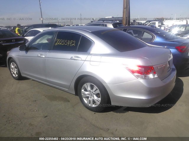 1HGCP2F49AA056594 - 2010 HONDA ACCORD LXP SILVER photo 3