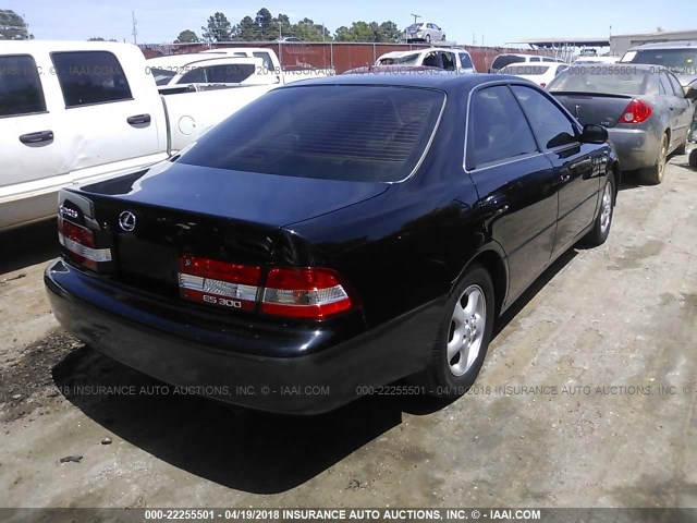 JT8BF28G3Y5076068 - 2000 LEXUS ES 300 BLACK photo 4