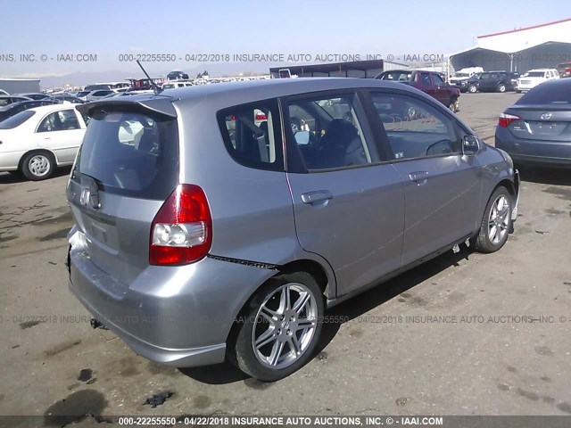 JHMGD37667S055919 - 2007 HONDA FIT S SILVER photo 4