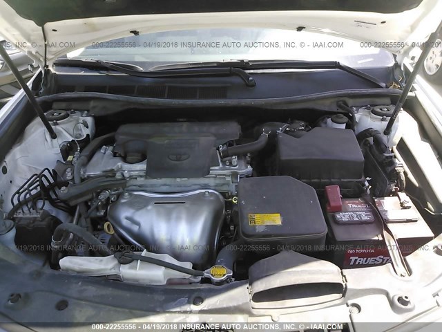 4T1BF1FK9EU349305 - 2014 TOYOTA CAMRY L/SE/LE/XLE თეთრი ფოტო 10