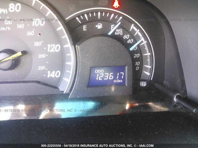 4T1BF1FK9EU349305 - 2014 TOYOTA CAMRY L/SE/LE/XLE თეთრი ფოტო 7