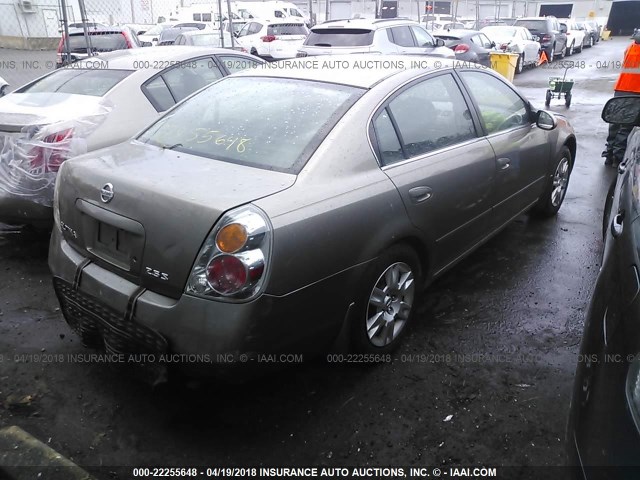 1N4AL11D24C196228 - 2004 NISSAN ALTIMA S/SL GOLD photo 4