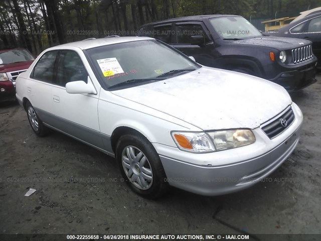 4T1BG22K71U808415 - 2001 TOYOTA CAMRY CE/LE/XLE WHITE photo 1